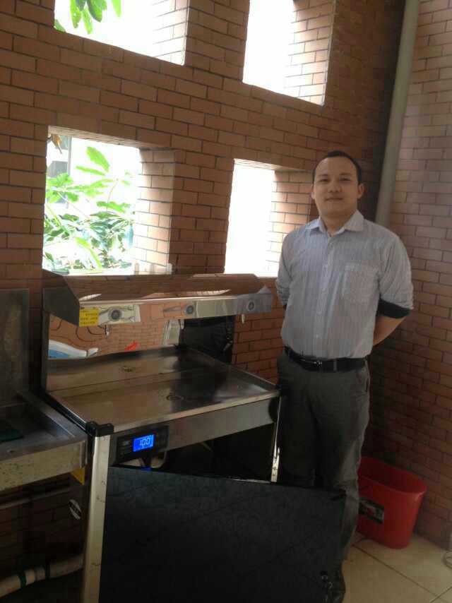 温热型校园饮水机