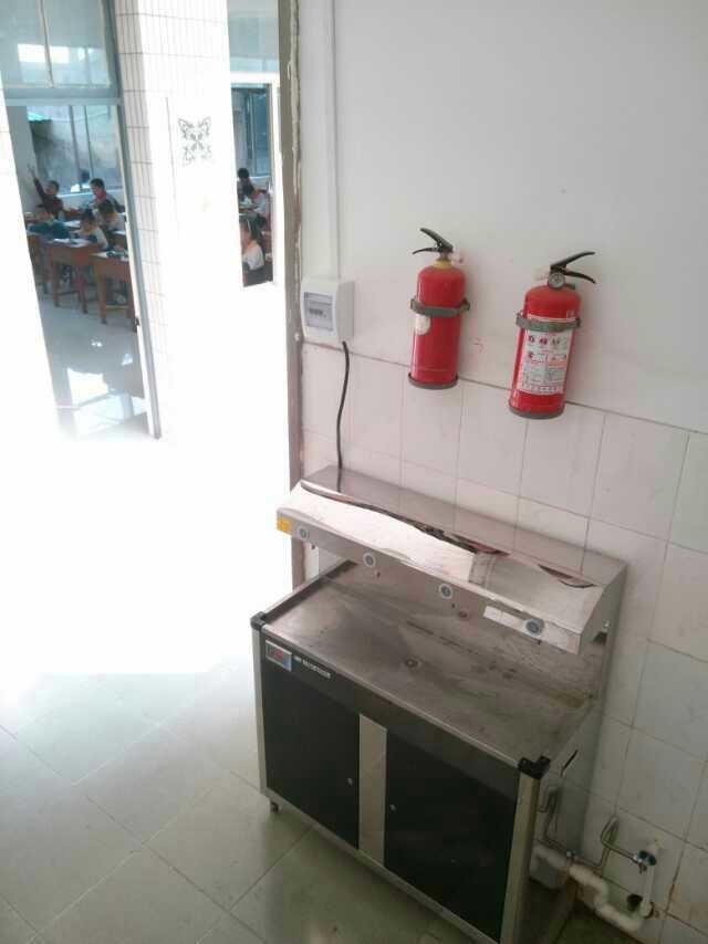 温热型校园饮水设备